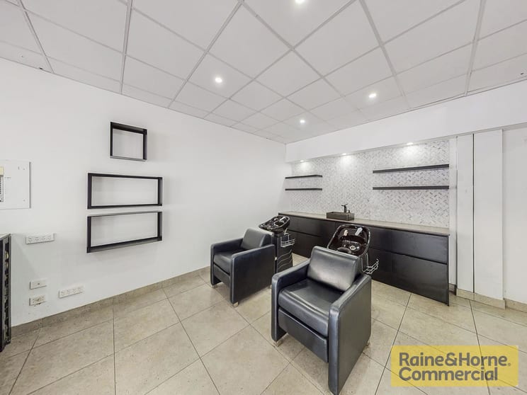 Click to view all images 2/1265 Sandgate Road Nundah QLD 4012 - Image 3