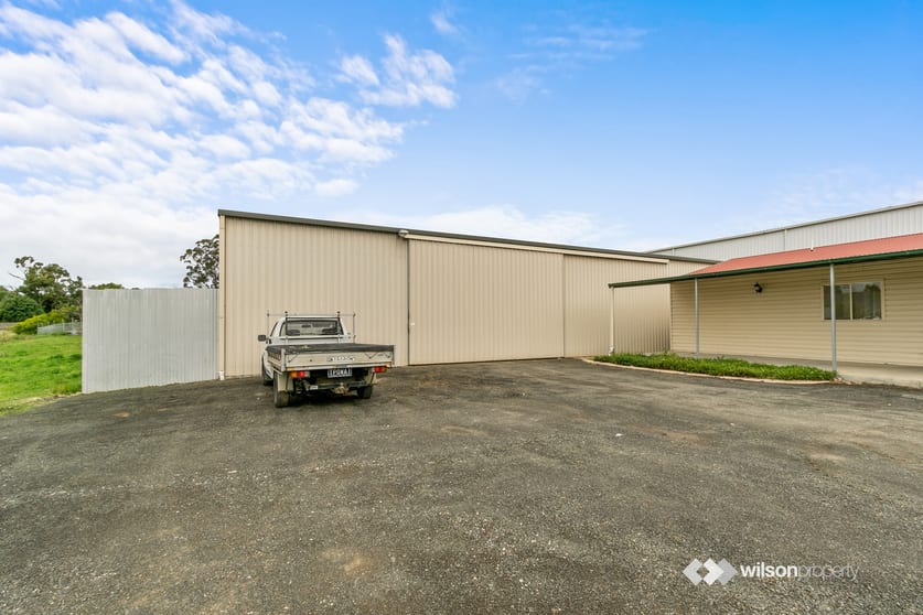 Click to view all images 48A Standing Drive Traralgon VIC 3844 - Image 3