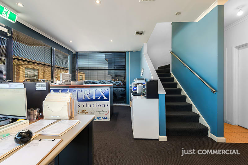 1/25 Kilpa Road Moorabbin VIC 3189 - Image 2