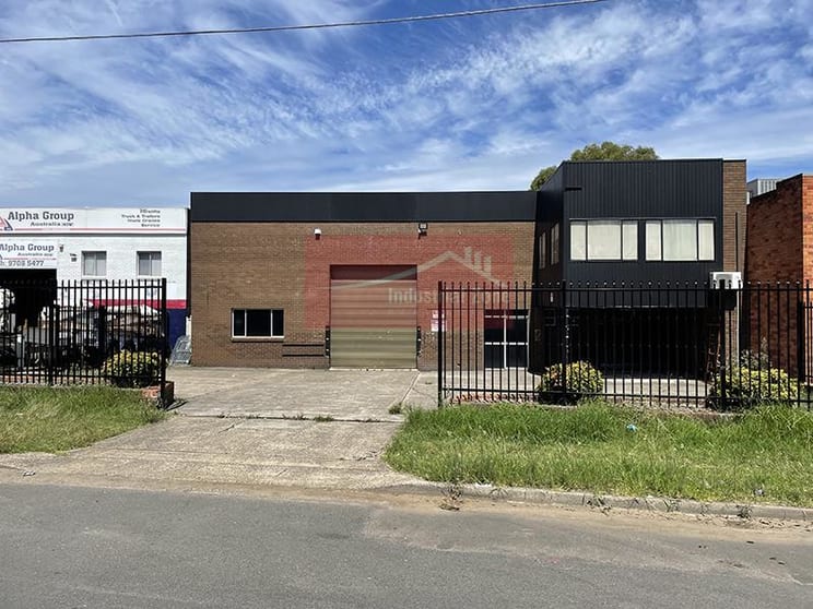 Click to view all images 72 Stacey Street Bankstown NSW 2200 - Image 1