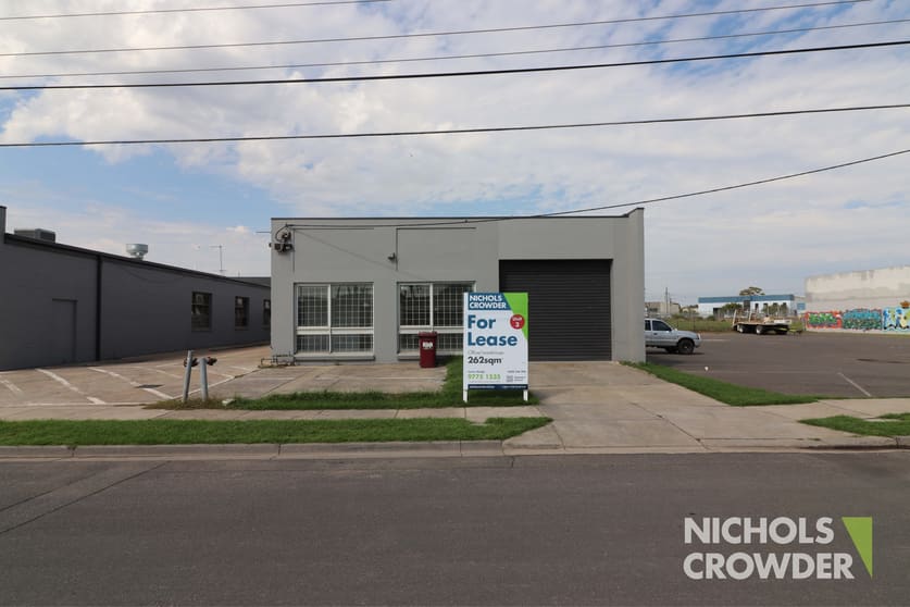 Click to view all images 3/71-77 Miles Grove Seaford VIC 3198 - Image 1