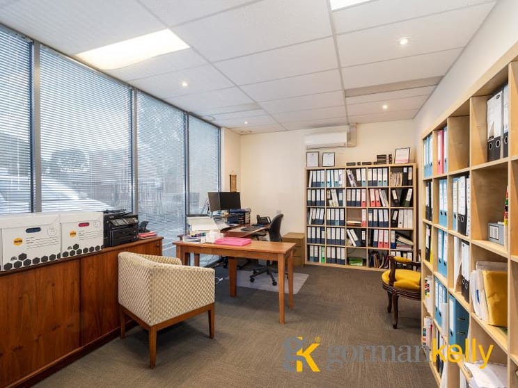 Unit 13/100 New Street Ringwood VIC 3134 - Image 2