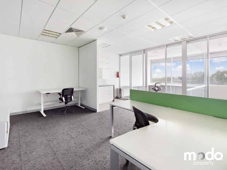 Click to view all images 30/240 Plenty Road Bundoora VIC 3083 - Image 3