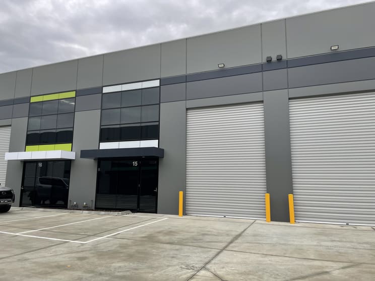 Click to view all images 15 Tech Way Cranbourne VIC 3977 - Image 1