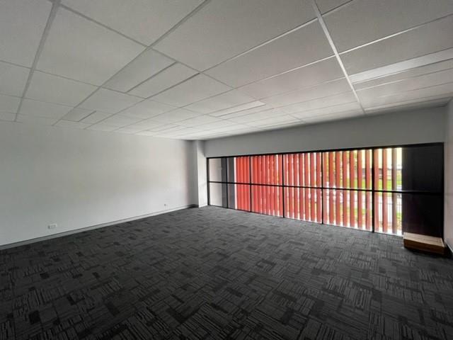 Unit 2/5-6 Luke Close West Gosford NSW 2250 - Image 3