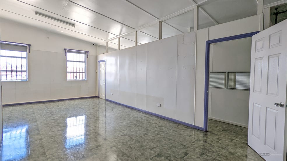 Click to view all images First Floor/328 Ruthven Street Toowoomba City QLD 4350 - Image 3