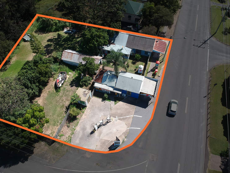 Click to view all images 59 Mary Street Blackstone QLD 4304 - Image 3