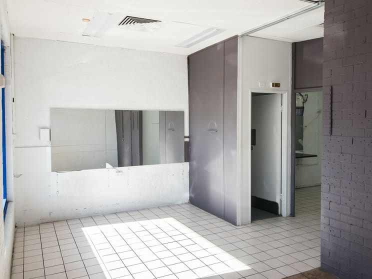 Click to view all images 1/53 Baan Baan Street Dapto NSW 2530 - Image 3