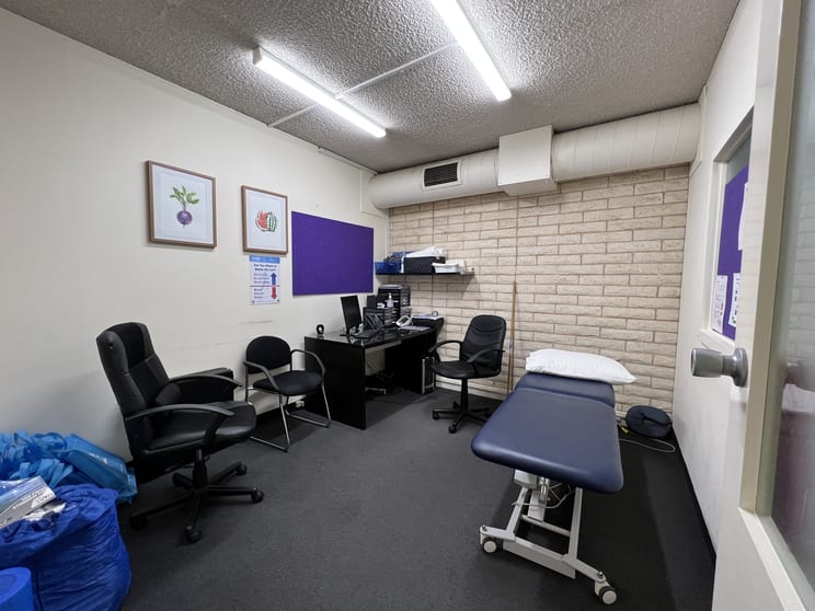 4 & 5/230 Main South Road Morphett Vale SA 5162 - Image 3