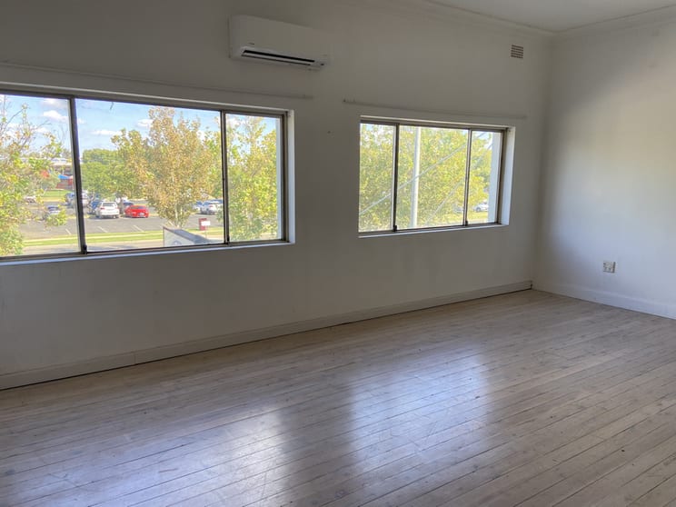 3/109 Banna Ave Griffith NSW 2680 - Image 1
