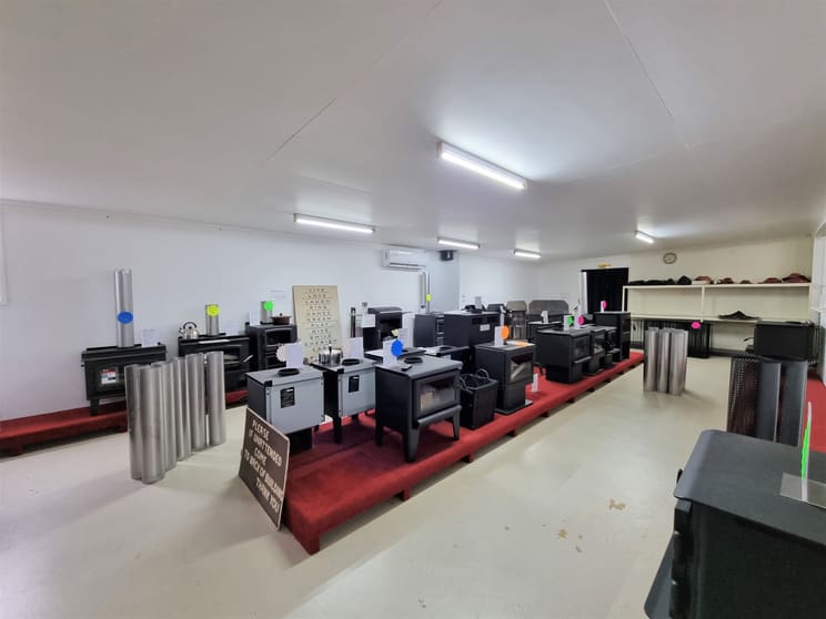 Click to view all images 10 Albrecht Street Atherton QLD 4883 - Image 3