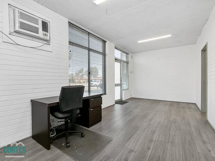 9/369 Holmes Road Forrestfield WA 6058 - Image 3