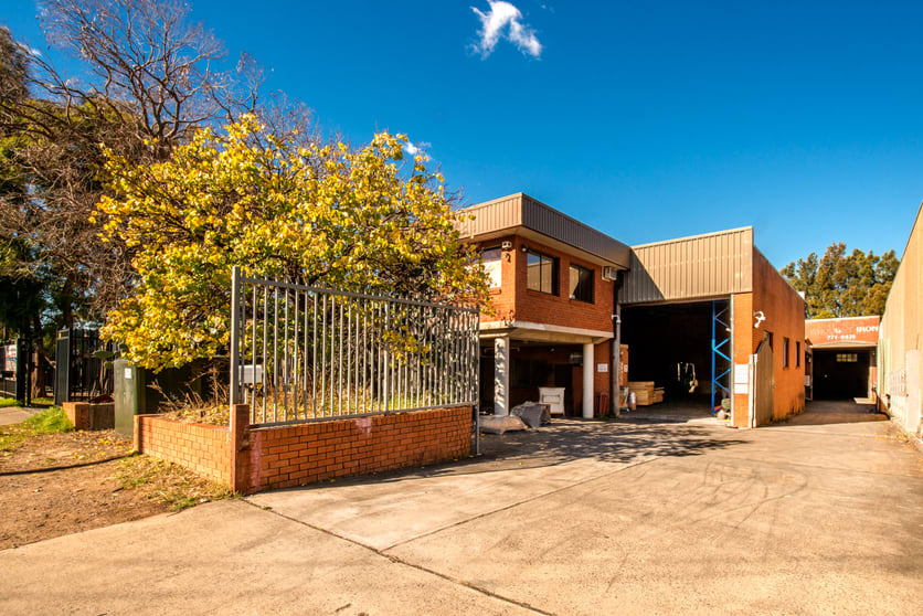 Click to view all images 15 Arab Road Padstow NSW 2211 - Image 1