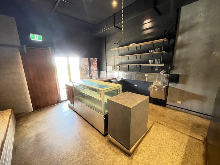 4/20 Scarborough Street Southport QLD 4215 - Image 2