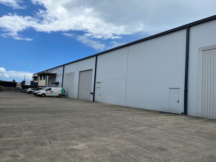 Click to view all images 2/19 Moreton Bay Road Capalaba QLD 4157 - Image 1