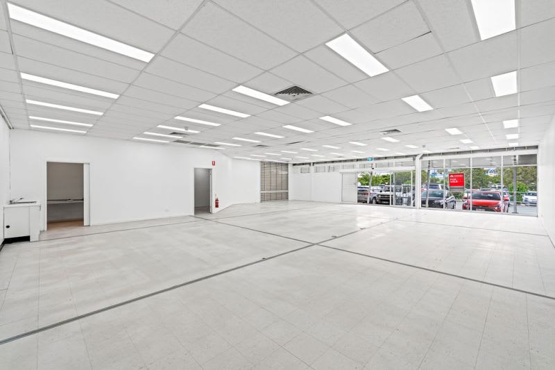 Click to view all images 130 Gympie Road Strathpine QLD 4500 - Image 3