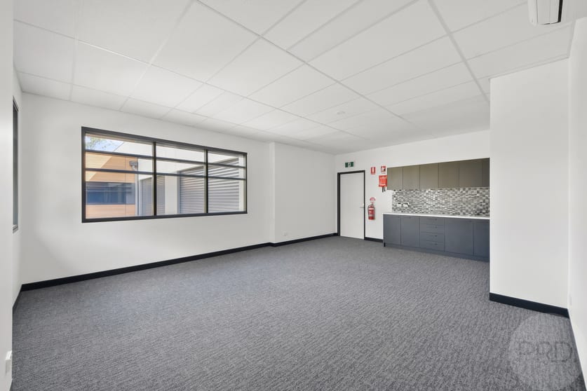 Click to view all images 4/31 Lugard Street Penrith NSW 2750 - Image 3