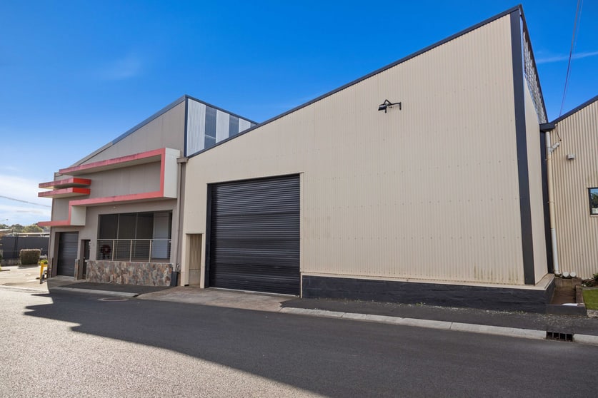 Click to view all images 1/3 Foundry Street Toowoomba City QLD 4350 - Image 1