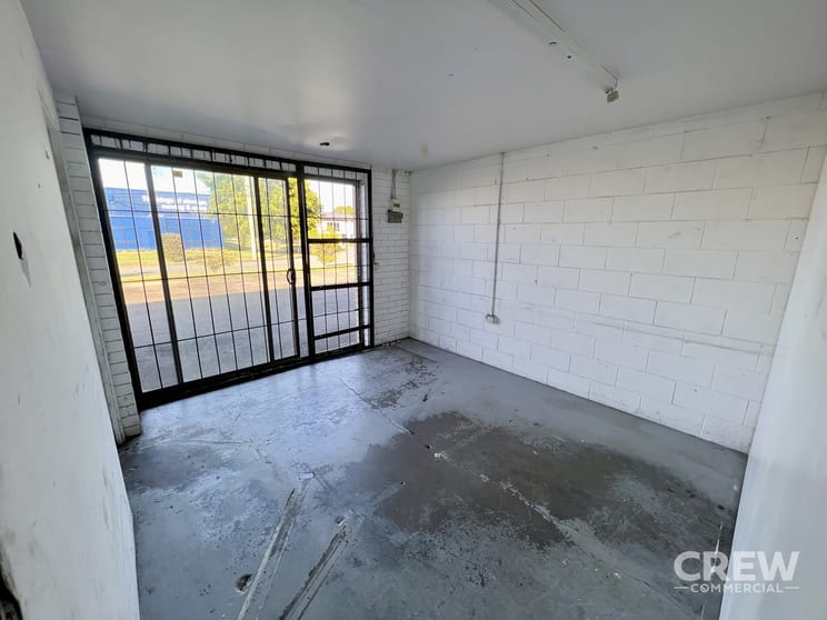 Click to view all images 6/15 Pinter Drive Southport QLD 4215 - Image 3
