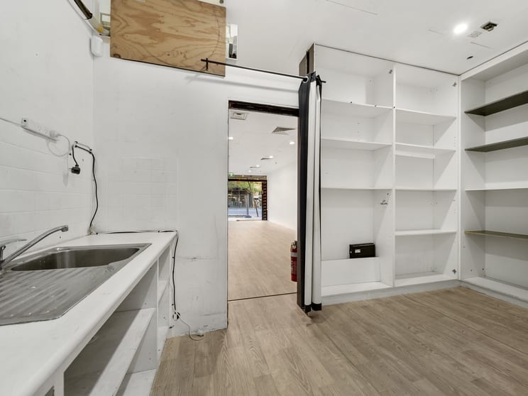 Click to view all images 6/6-14 Oxford Street Darlinghurst NSW 2010 - Image 2