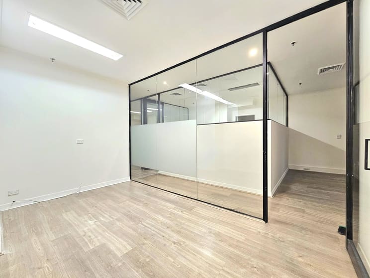 Click to view all images C2/1 Kings Cross Road Darlinghurst NSW 2010 - Image 1