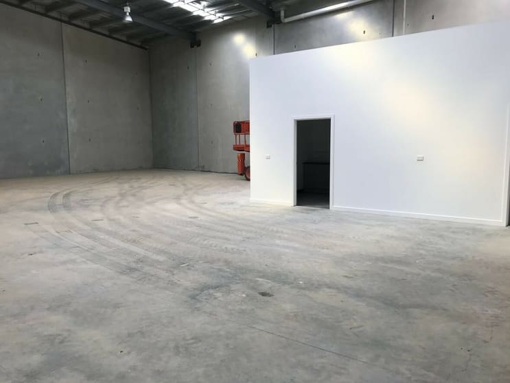 Factory 3/2 Brooke Ct Melton VIC 3337 - Image 3