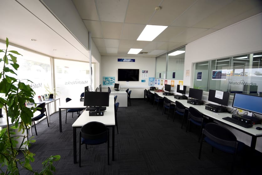 Click to view all images 2/365 Main South Road Morphett Vale SA 5162 - Image 3
