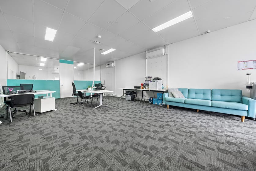 Click to view all images 3/109 Grand Plaza Drive Browns Plains QLD 4118 - Image 3