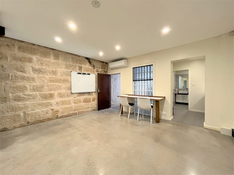 Click to view all images 226 Crown Street Darlinghurst NSW 2010 - Image 2