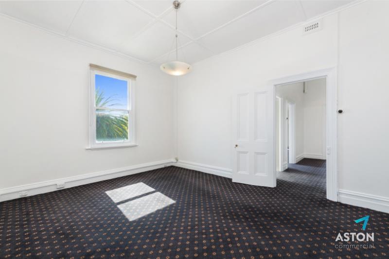 Click to view all images 20A Armstrong Street Middle Park VIC 3206 - Image 3