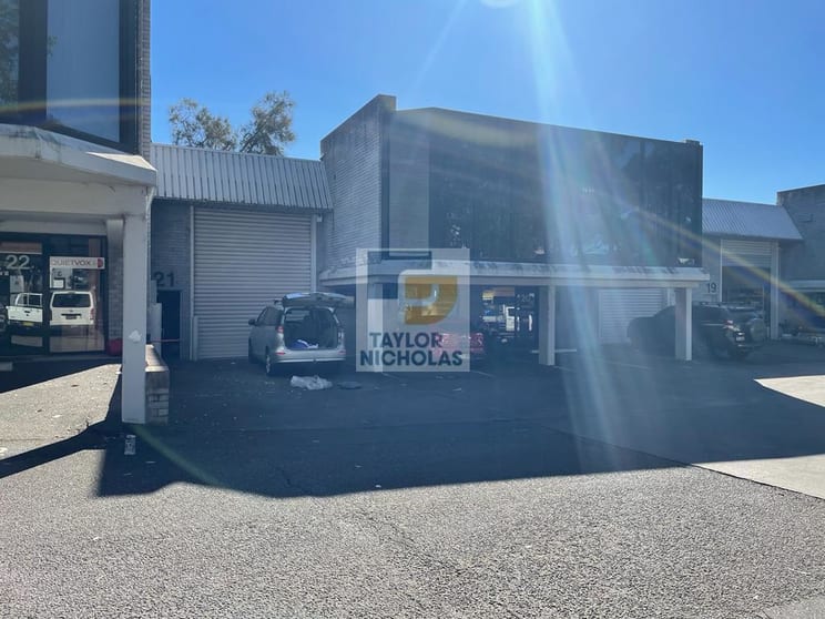 21/5 Hudson Avenue Castle Hill NSW 2154 - Image 1