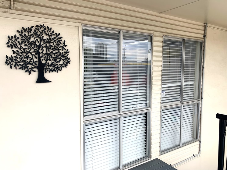 Click to view all images 1a/139 Minjungbal Drive Tweed Heads South NSW 2486 - Image 3