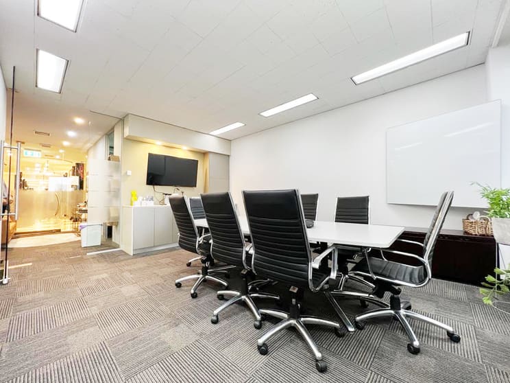 Click to view all images Suite 401/434 St Kilda Rd. Melbourne VIC 3004 - Image 3