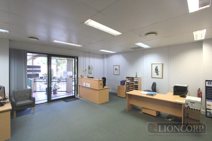 Greenslopes QLD 4120 - Image 2