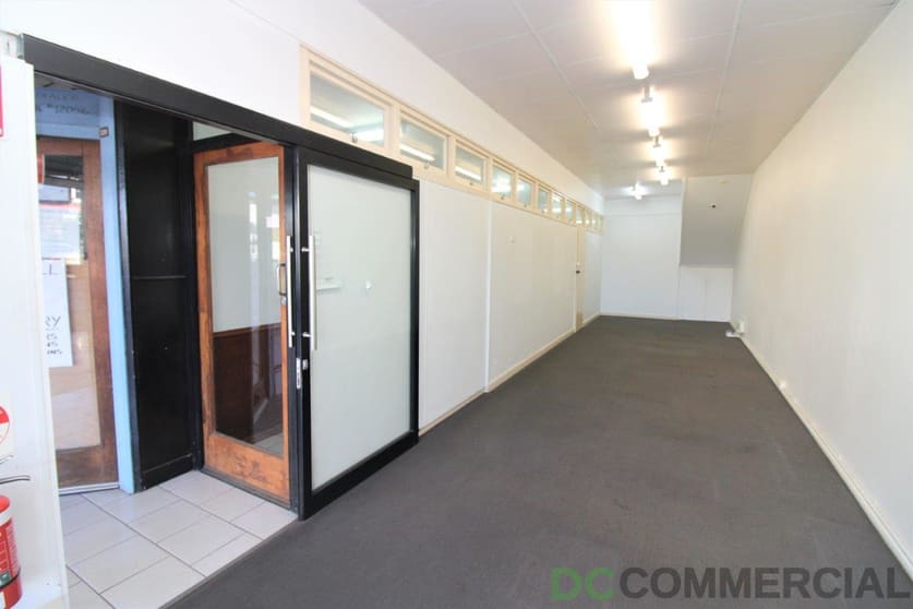 Click to view all images 1/339 Ruthven Street Toowoomba City QLD 4350 - Image 3