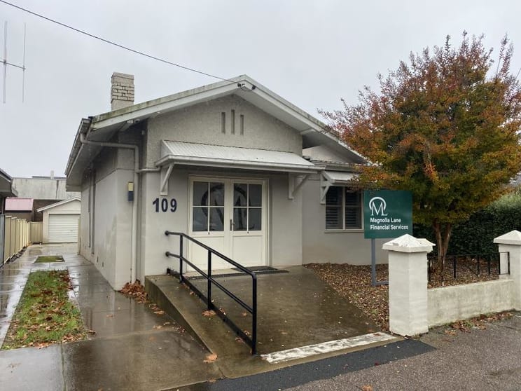 109 Moulder Street Orange NSW 2800 - Image 1