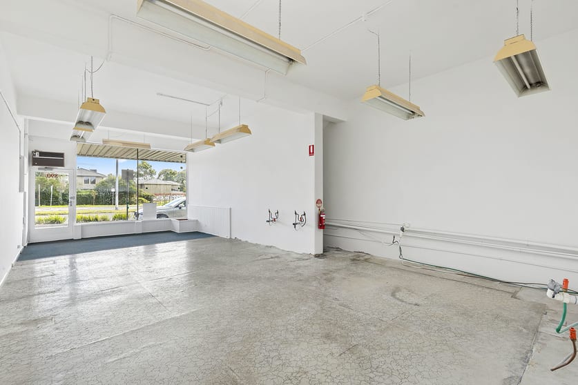 Click to view all images 890 North Road Bentleigh East VIC 3165 - Image 3