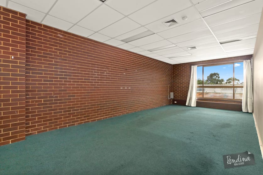 Click to view all images 24A-24B Oshanassy Street Sunbury VIC 3429 - Image 2