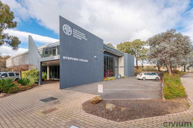 6a/32 Thesiger Court Deakin ACT 2600 - Image 1