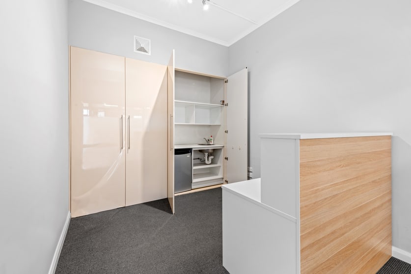 Click to view all images Shop 13/212 Anson Street Orange NSW 2800 - Image 1