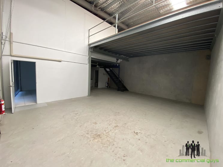 Click to view all images 7/8 Oxley St North Lakes QLD 4509 - Image 2
