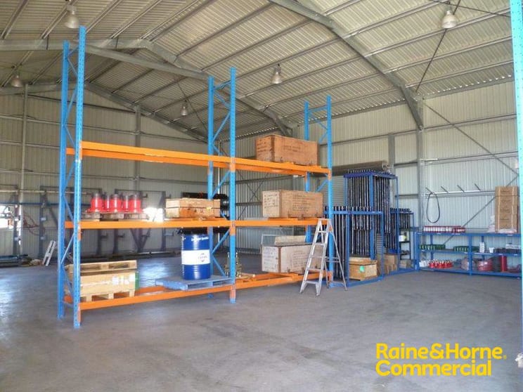 9-11 O'Neill Street Moranbah QLD 4744 - Image 2