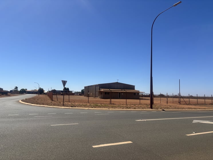 Click to view all images 852 Onslow Road Onslow WA 6710 - Image 2