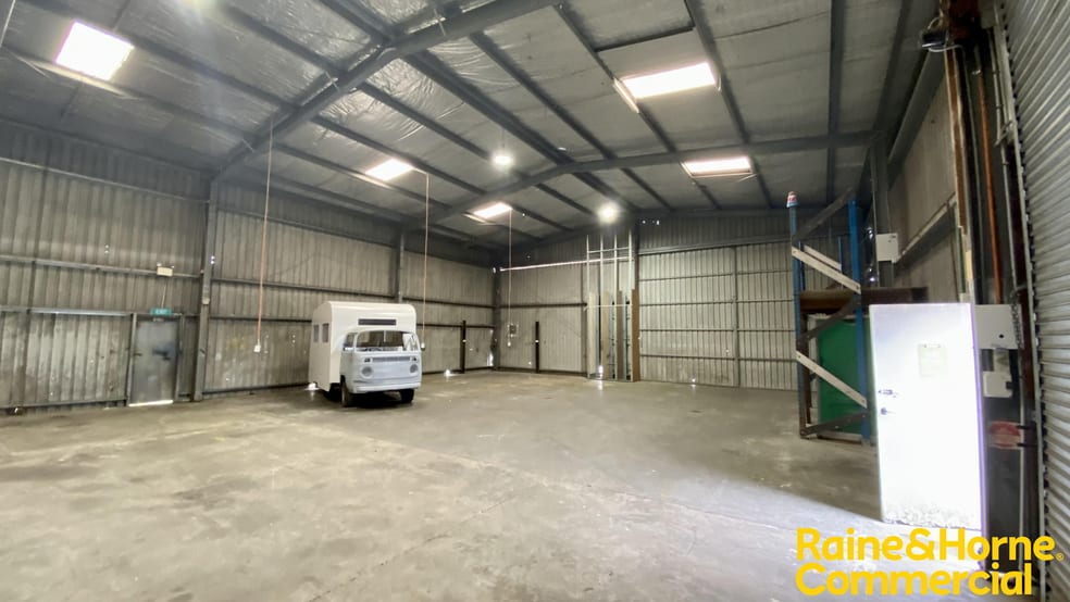 Click to view all images 2/11 Nells Road West Gosford NSW 2250 - Image 1