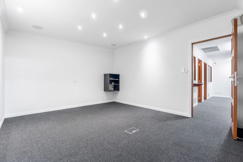 2a/65 Riverside Place Morningside QLD 4170 - Image 2