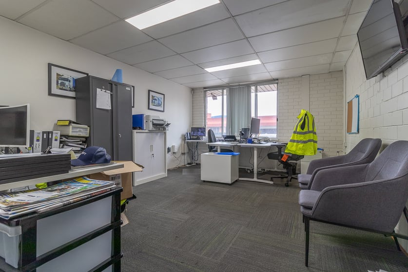Click to view all images 3/442-446 Victoria Street Wetherill Park NSW 2164 - Image 2