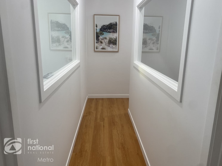 Click to view all images 5/1417 Logan Road Mount Gravatt QLD 4122 - Image 3
