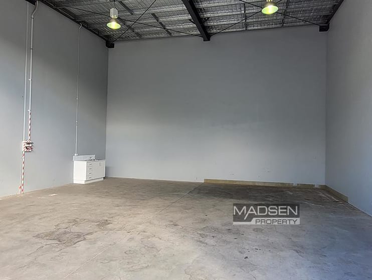 Unit 2/42 Walker Street Tennyson QLD 4105 - Image 2