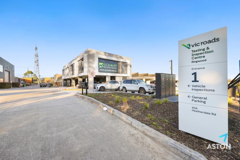 3/93 Heatherdale Road Ringwood VIC 3134 - Image 2