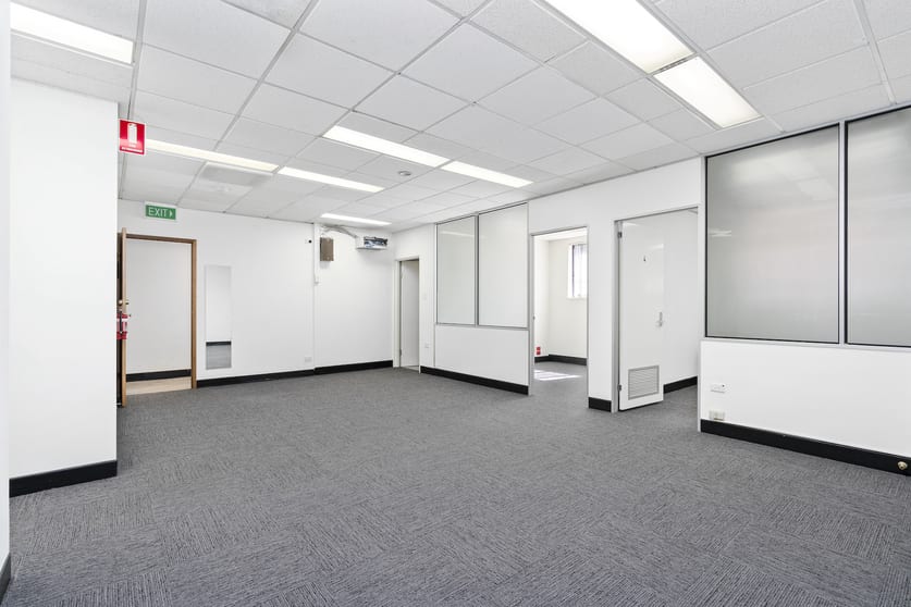 2/125 City Road Beenleigh QLD 4207 - Image 1